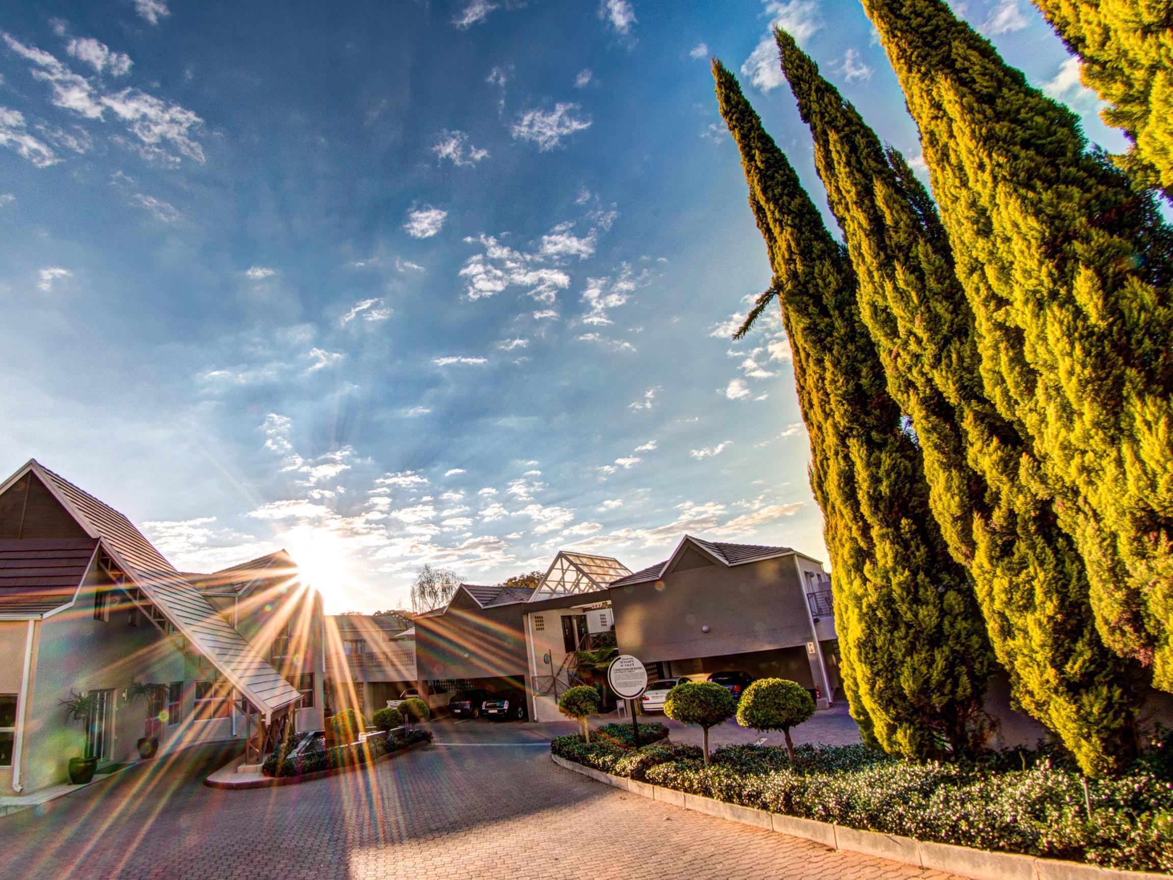 Courtyard Hotel Sandton Johannesburg Exterior foto