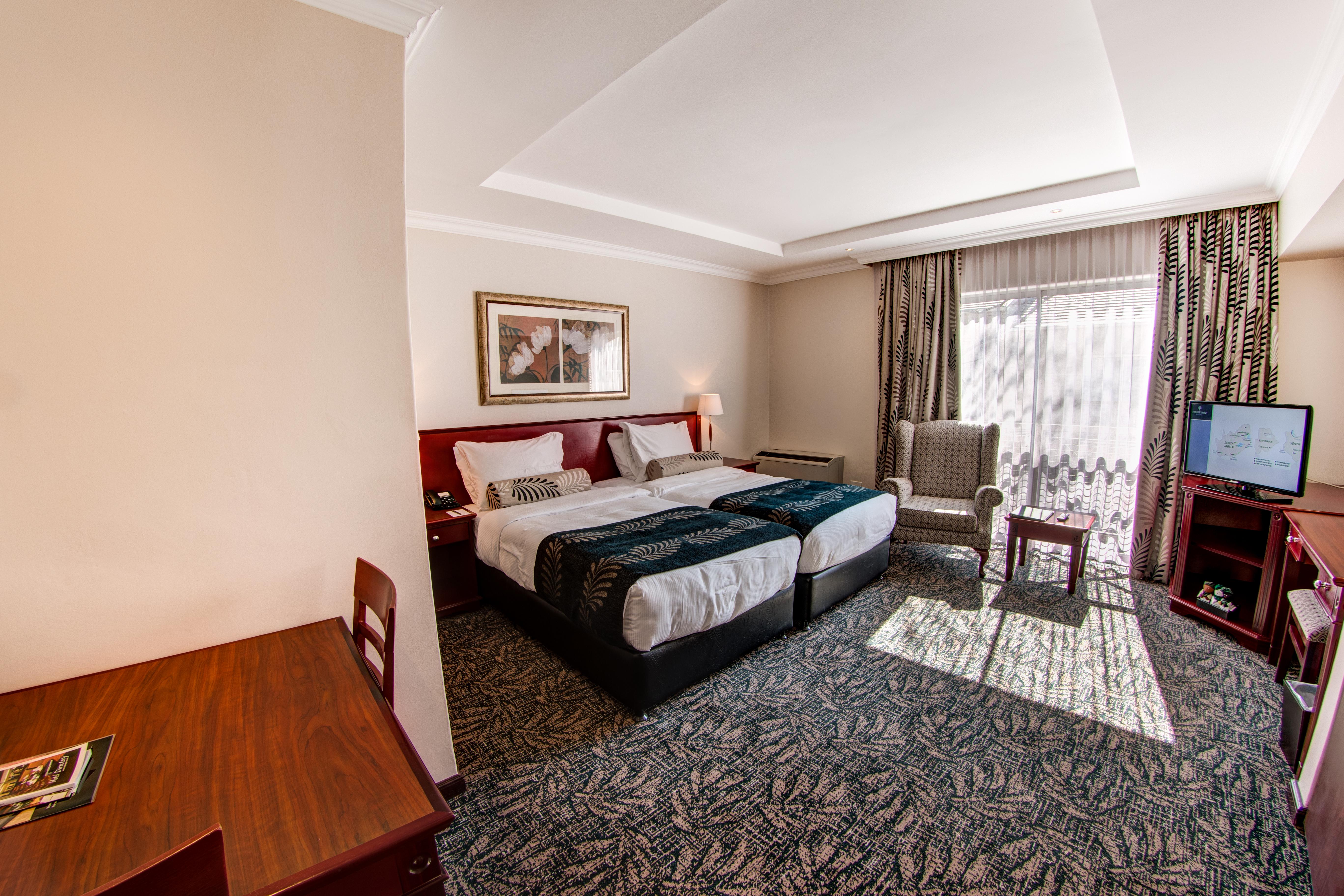 Courtyard Hotel Sandton Johannesburg Exterior foto
